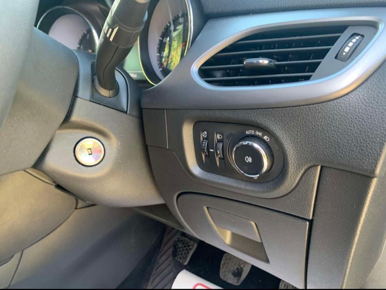 Used Vauxhall Astra 2017 for sale - 76659853: Photo 18