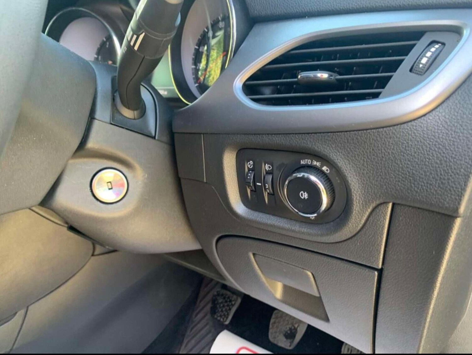 Used Vauxhall Astra 2017 for sale - 76659853: Photo 19