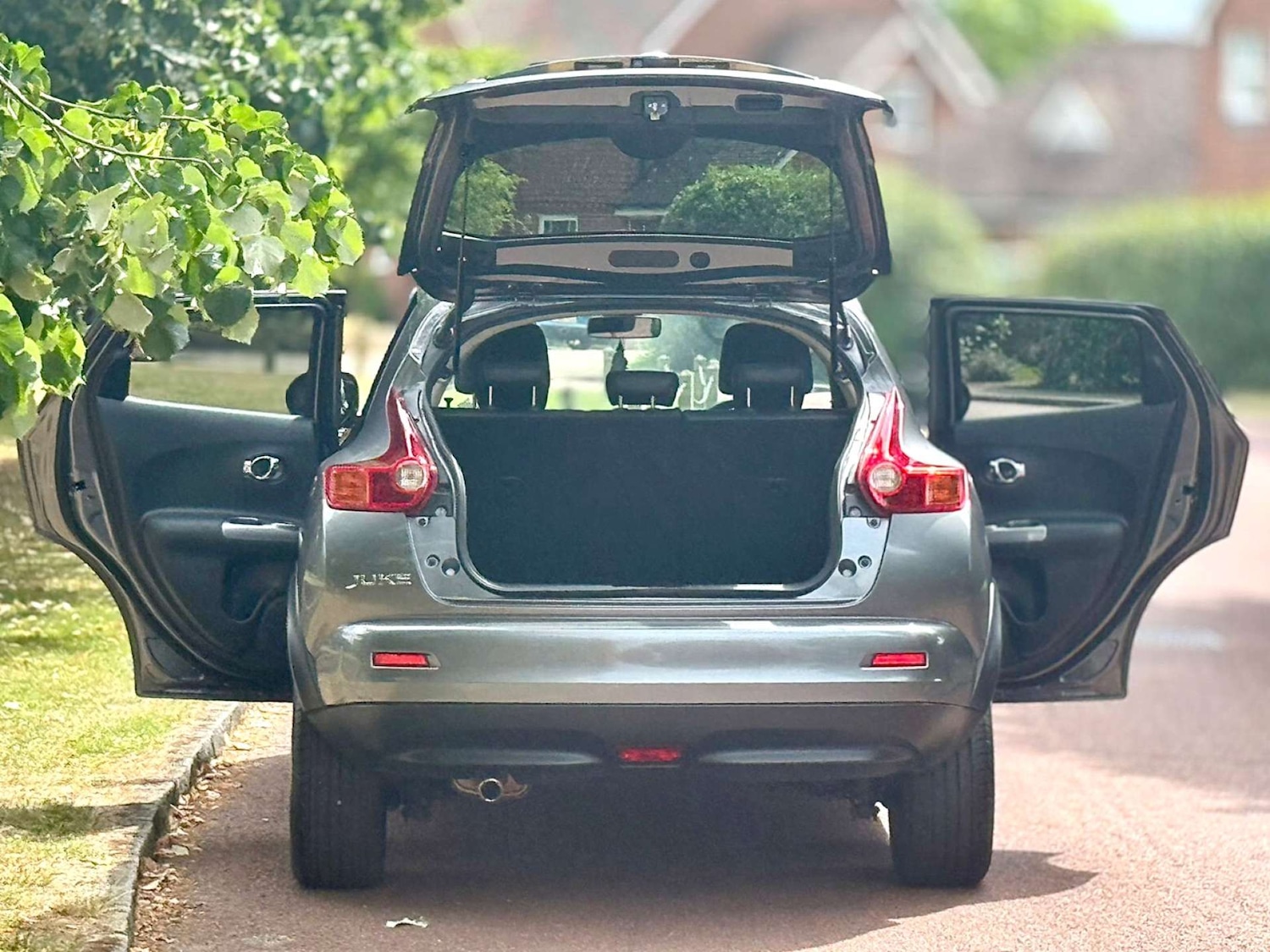 Used Nissan Juke 2012 for sale - 76601456: Photo 24