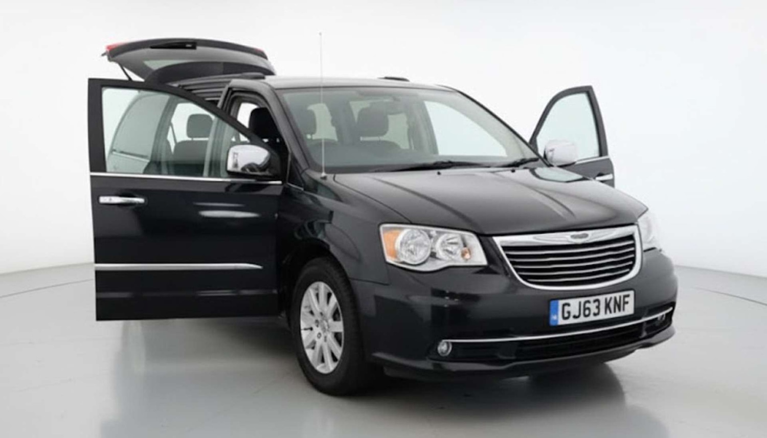 Used Chrysler Voyager 2013 for sale - 76579672: Photo 1