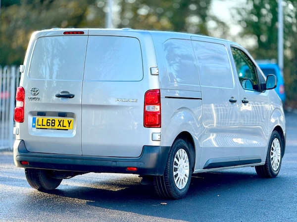 Used Toyota ProAce 2019 for sale - 76278178: Photo 31