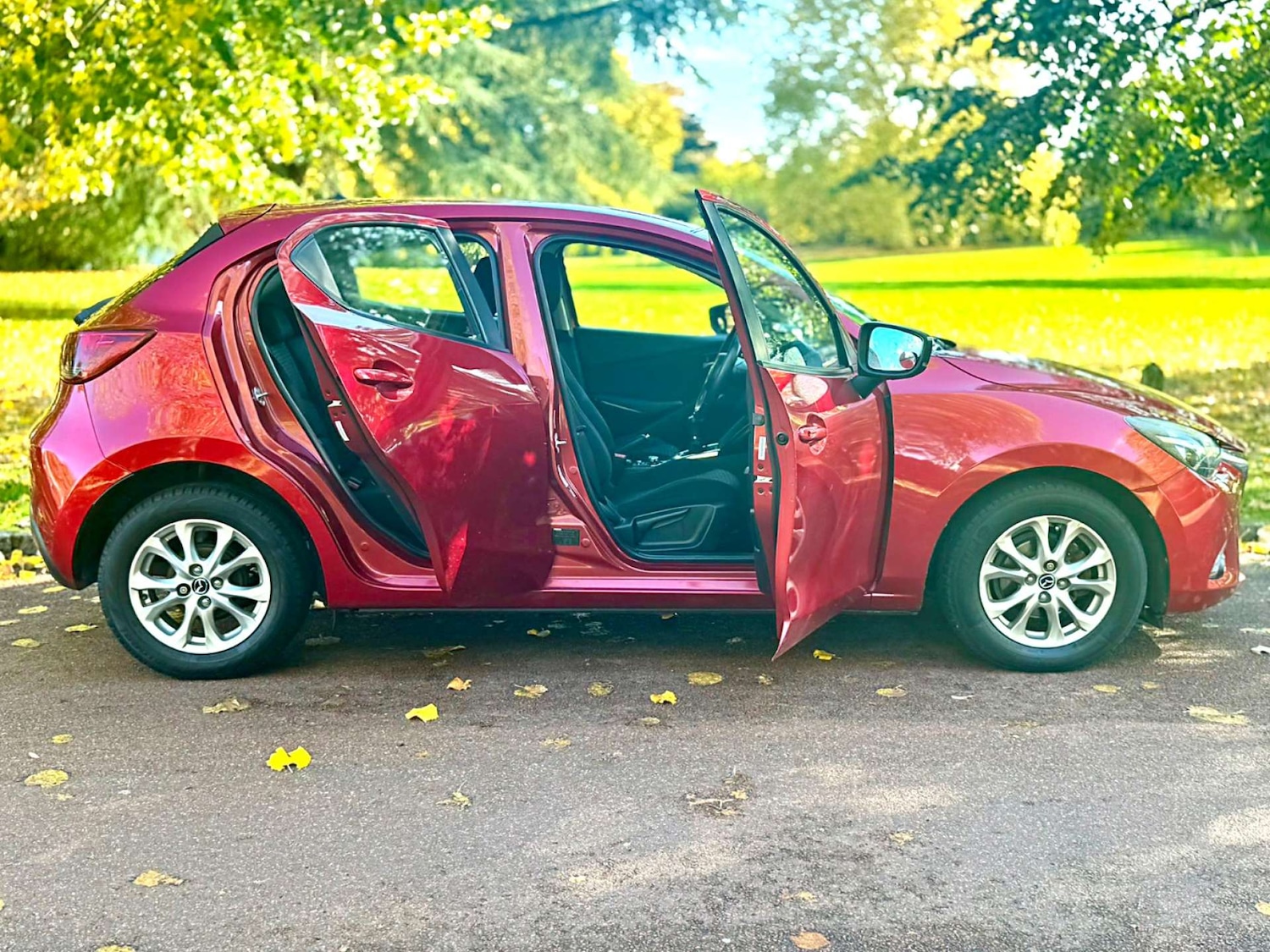 Used Mazda Mazda2 2017 for sale - 76314255: Photo 20