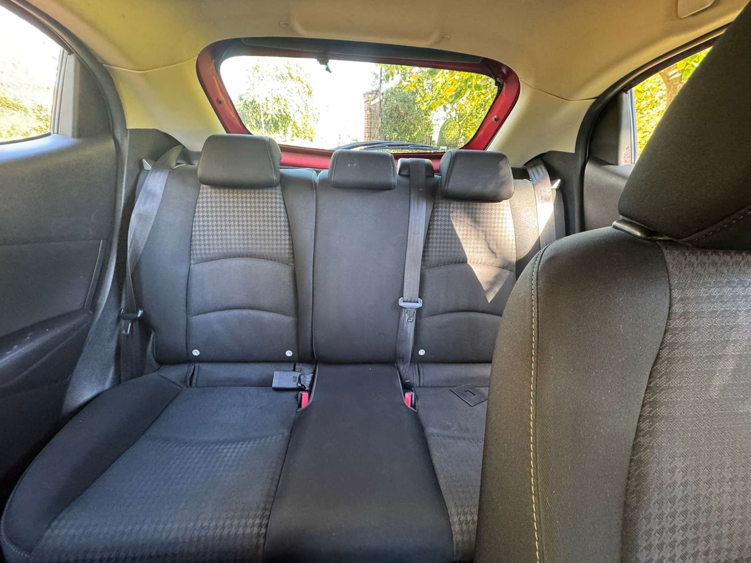 Used Mazda Mazda2 2017 for sale - 76314255: Photo 32