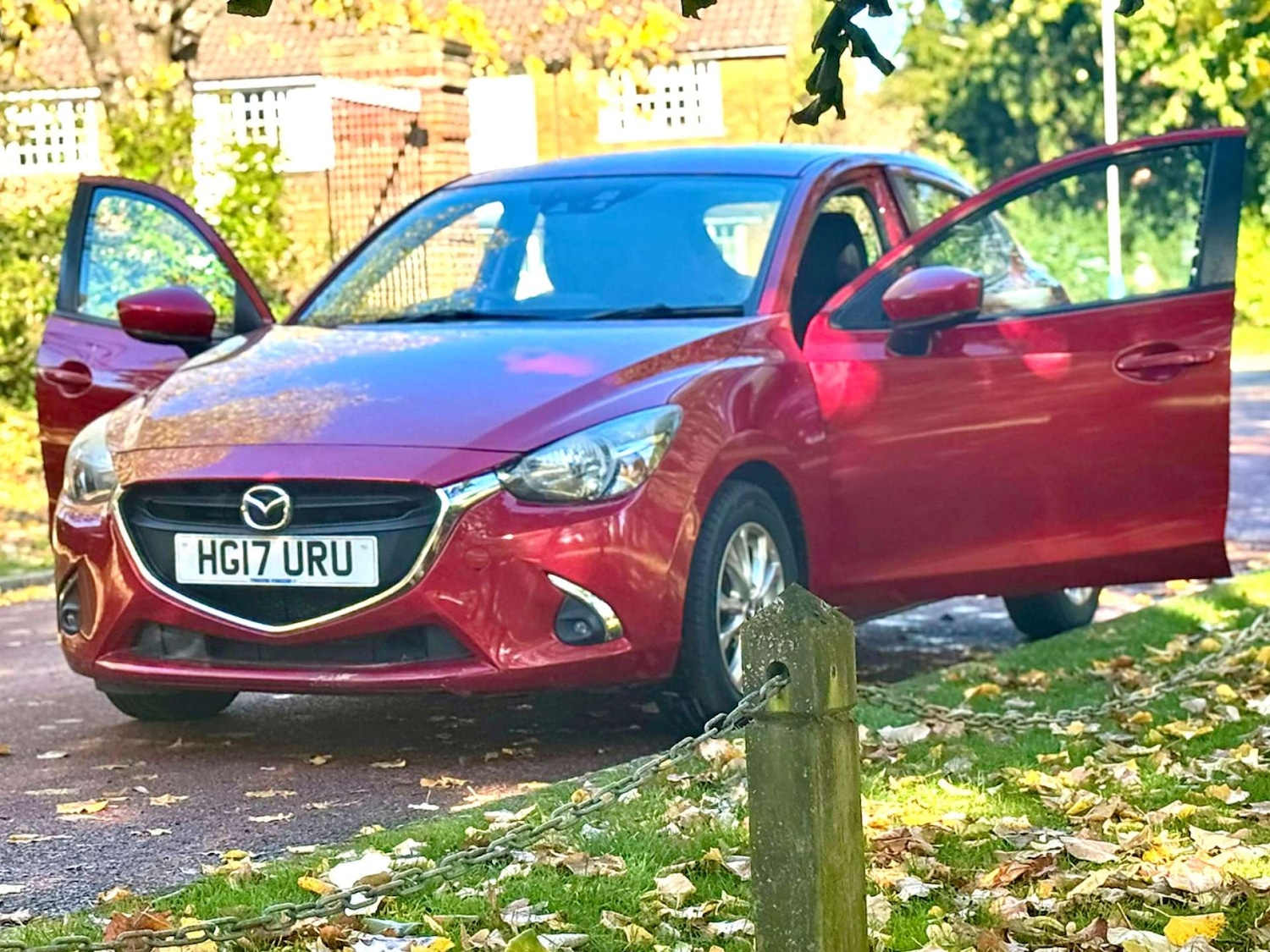 Used Mazda Mazda2 2017 for sale - 76314255: Photo 4
