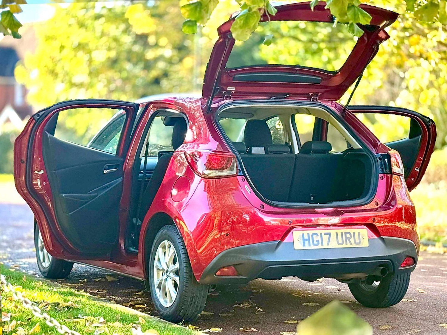 Used Mazda Mazda2 2017 for sale - 76314255: Photo 5