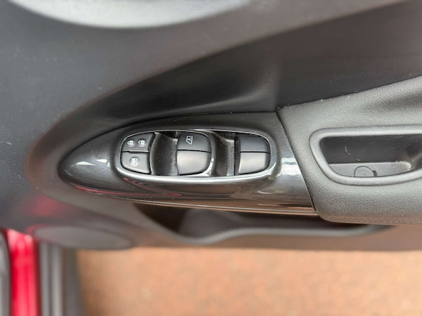 Used Nissan Juke 2016 for sale - 76220619: Photo 44