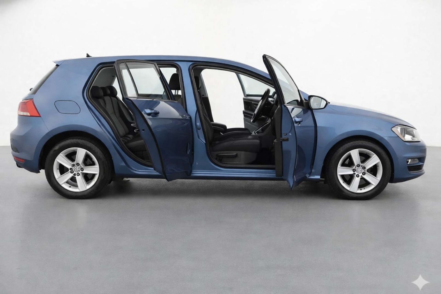 Used Volkswagen Golf 2015 for sale - 77262803: Photo 12