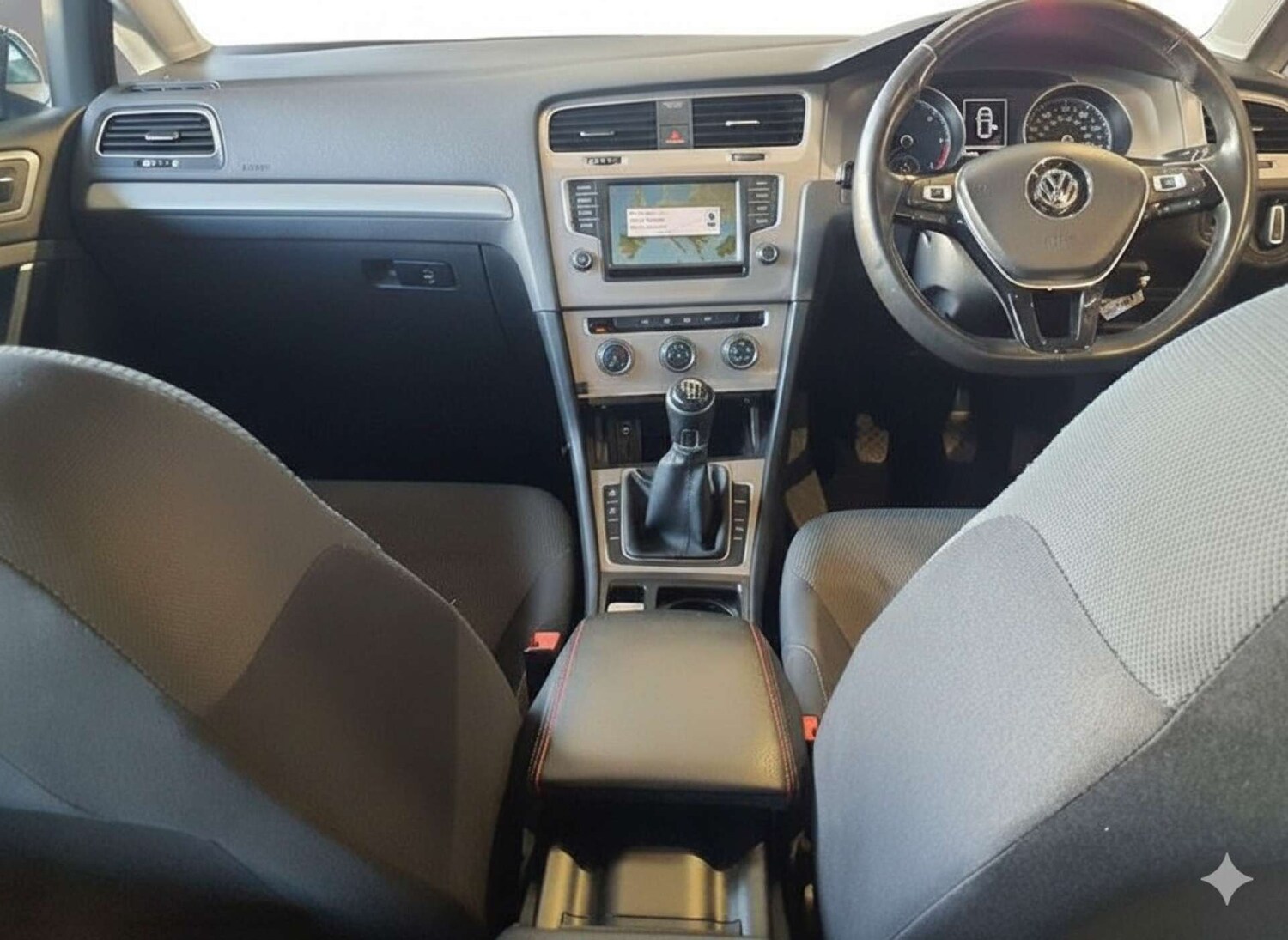 Used Volkswagen Golf 2015 for sale - 77262803: Photo 21