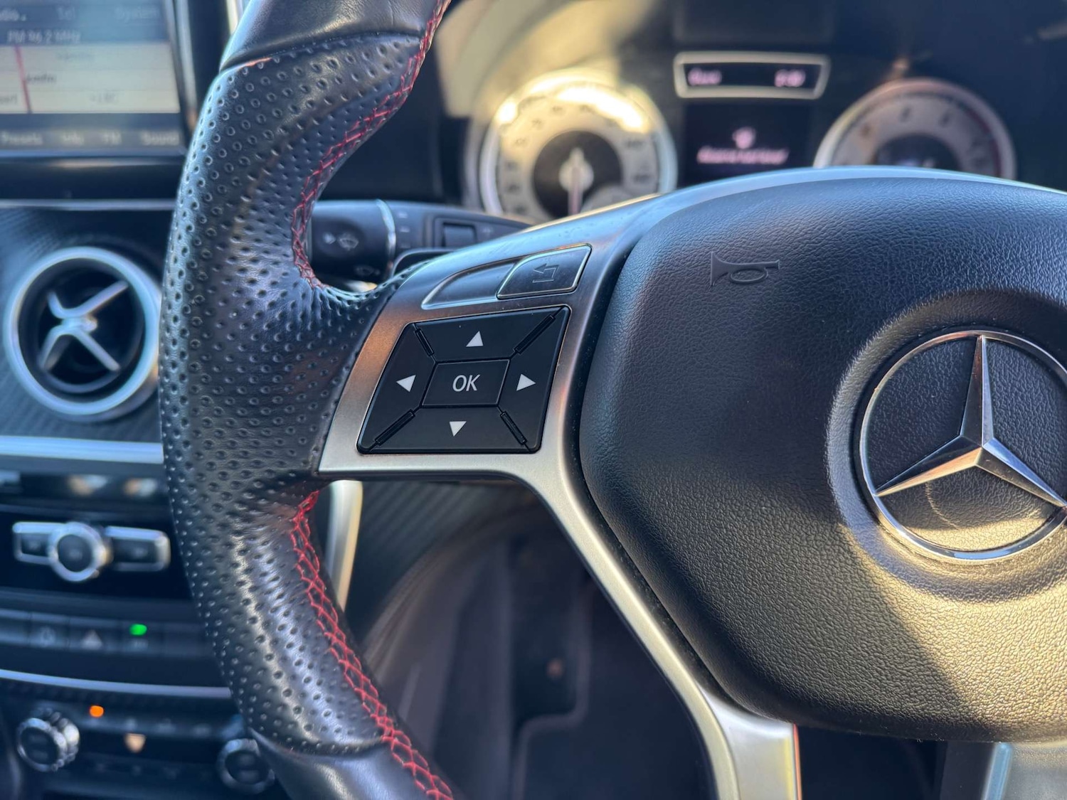 Used Mercedes-Benz A-Class 2014 for sale - 76601768: Photo 24