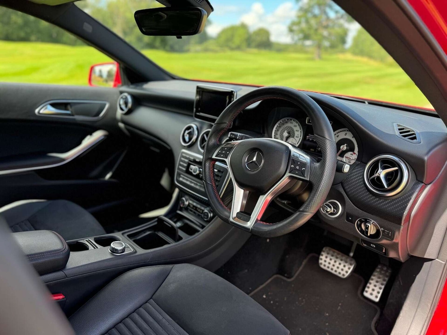 Used Mercedes-Benz A-Class 2014 for sale - 76601768: Photo 6