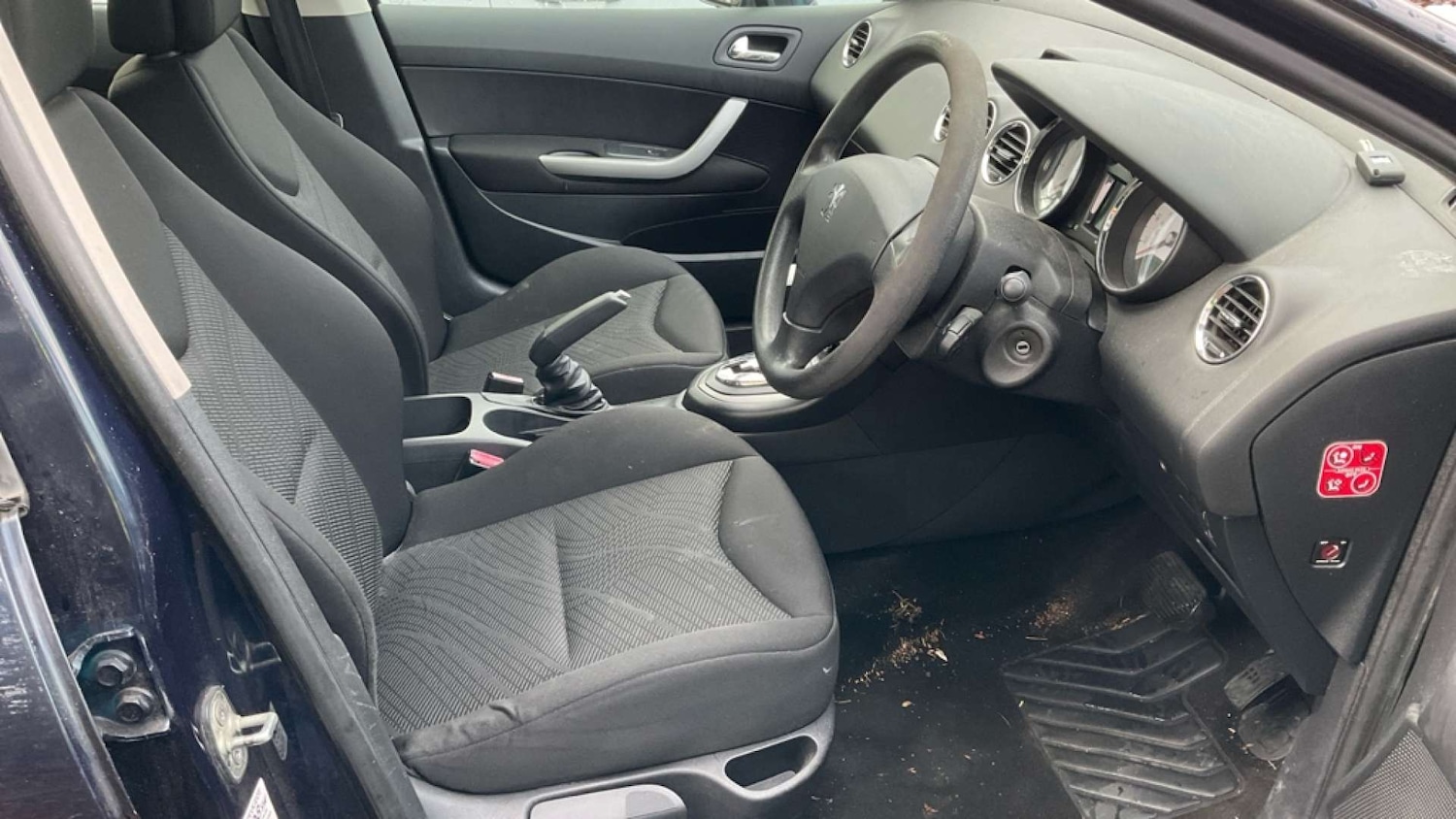 Used Peugeot 308 2009 for sale - 77452446: Photo 6