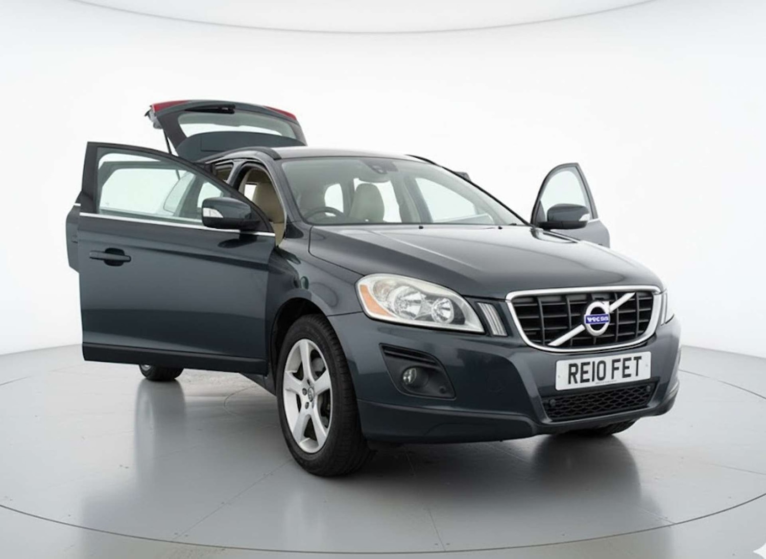 Used Volvo XC60 2010 for sale - 76558394: Photo 1