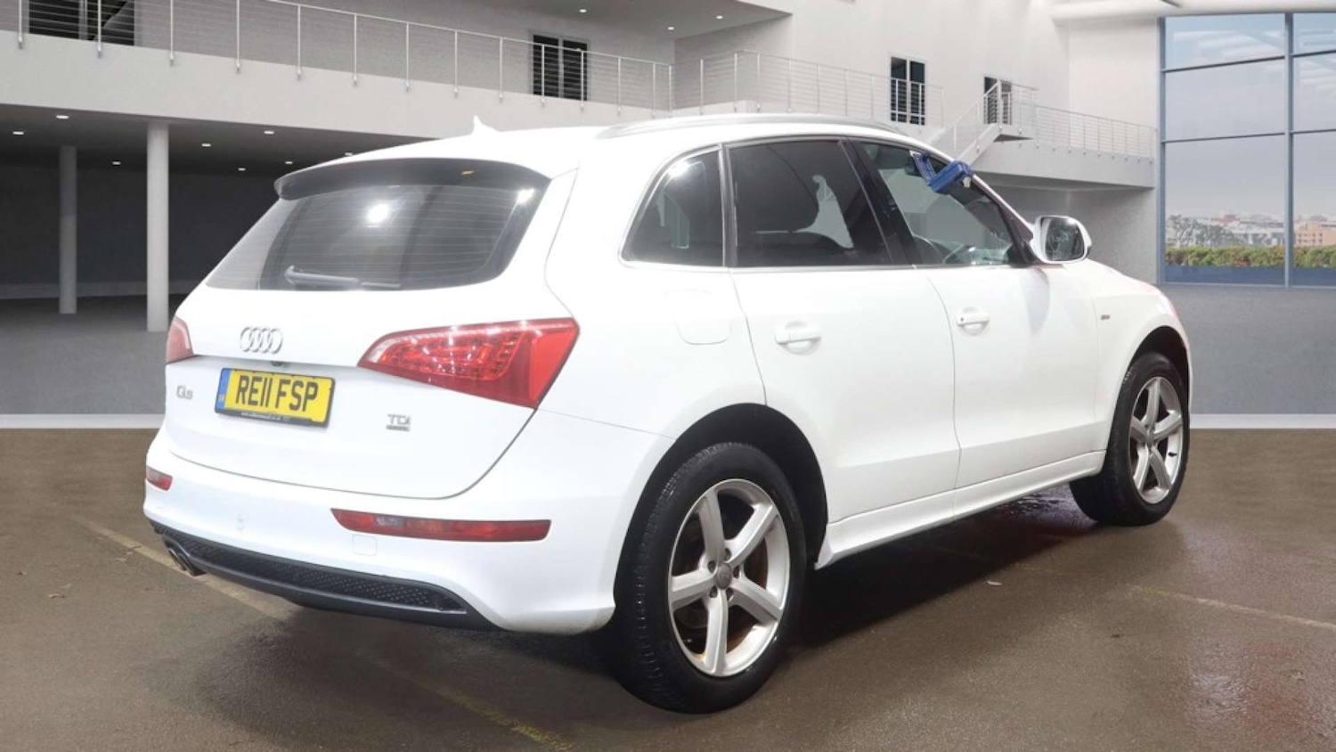 Used Audi Q5 2011 for sale - 76614771: Photo 4