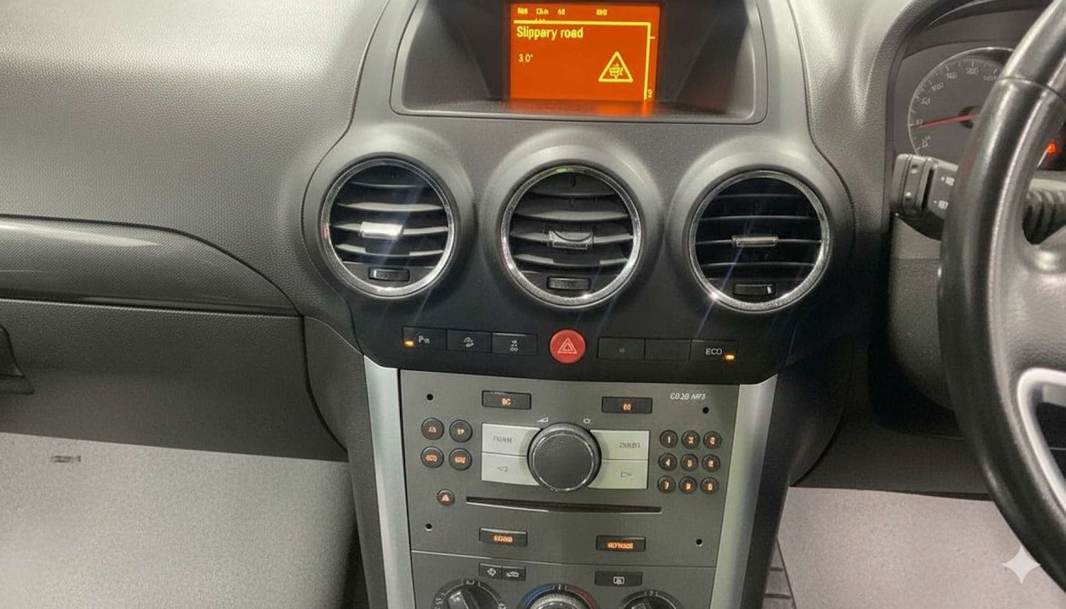 Used Vauxhall Antara 2012 for sale - 77221045: Photo 19