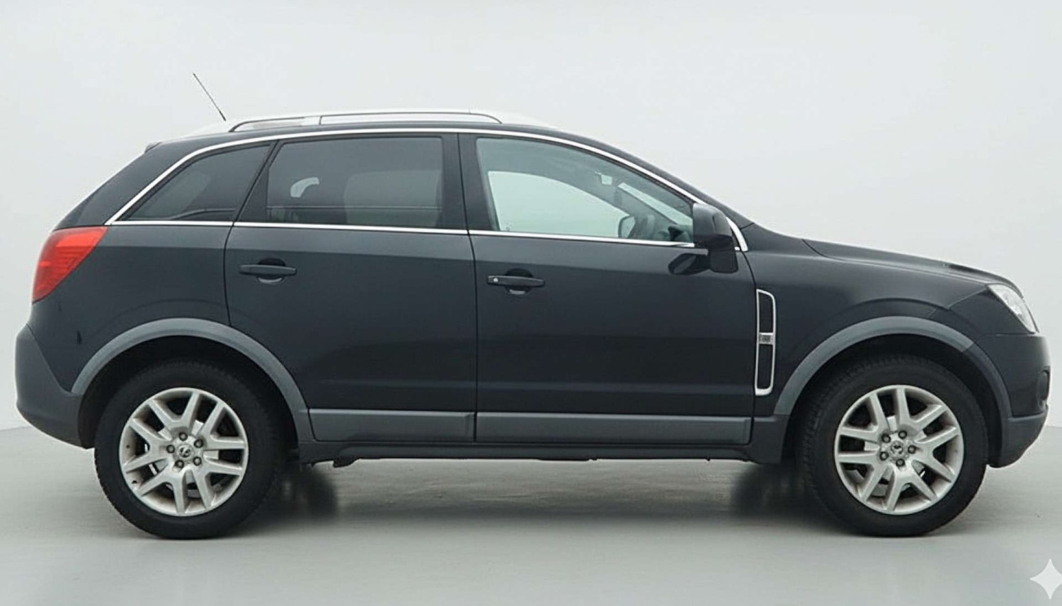 Used Vauxhall Antara 2012 for sale - 77221045: Photo 6