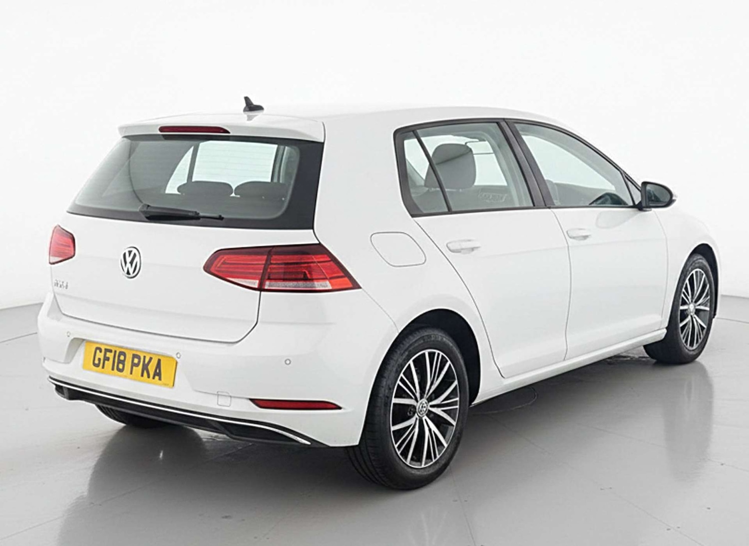 Used Volkswagen Golf 2018 for sale - 77240432: Photo 9