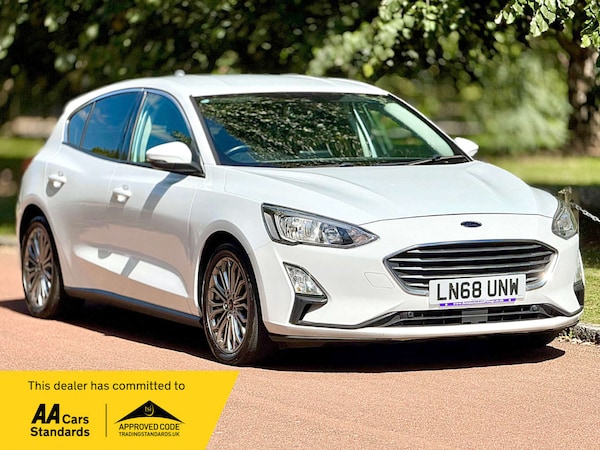 Used Ford Focus 2018 for sale - 73841021: Photo 2