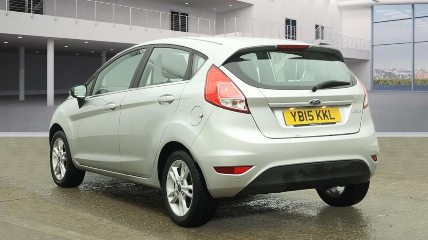 Used Ford Fiesta 2015 for sale - 77228439: Photo 3