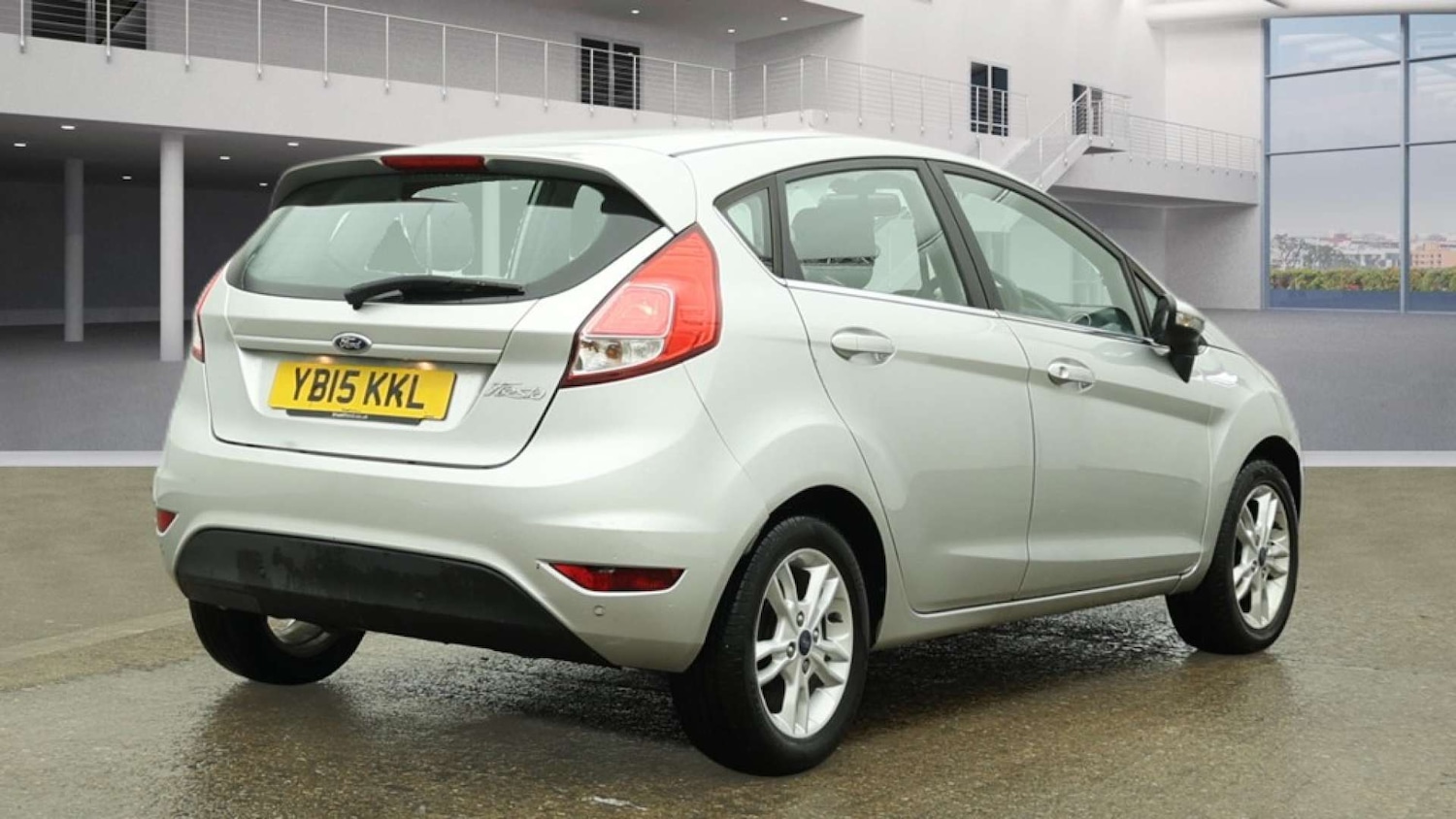 Used Ford Fiesta 2015 for sale - 77228439: Photo 5