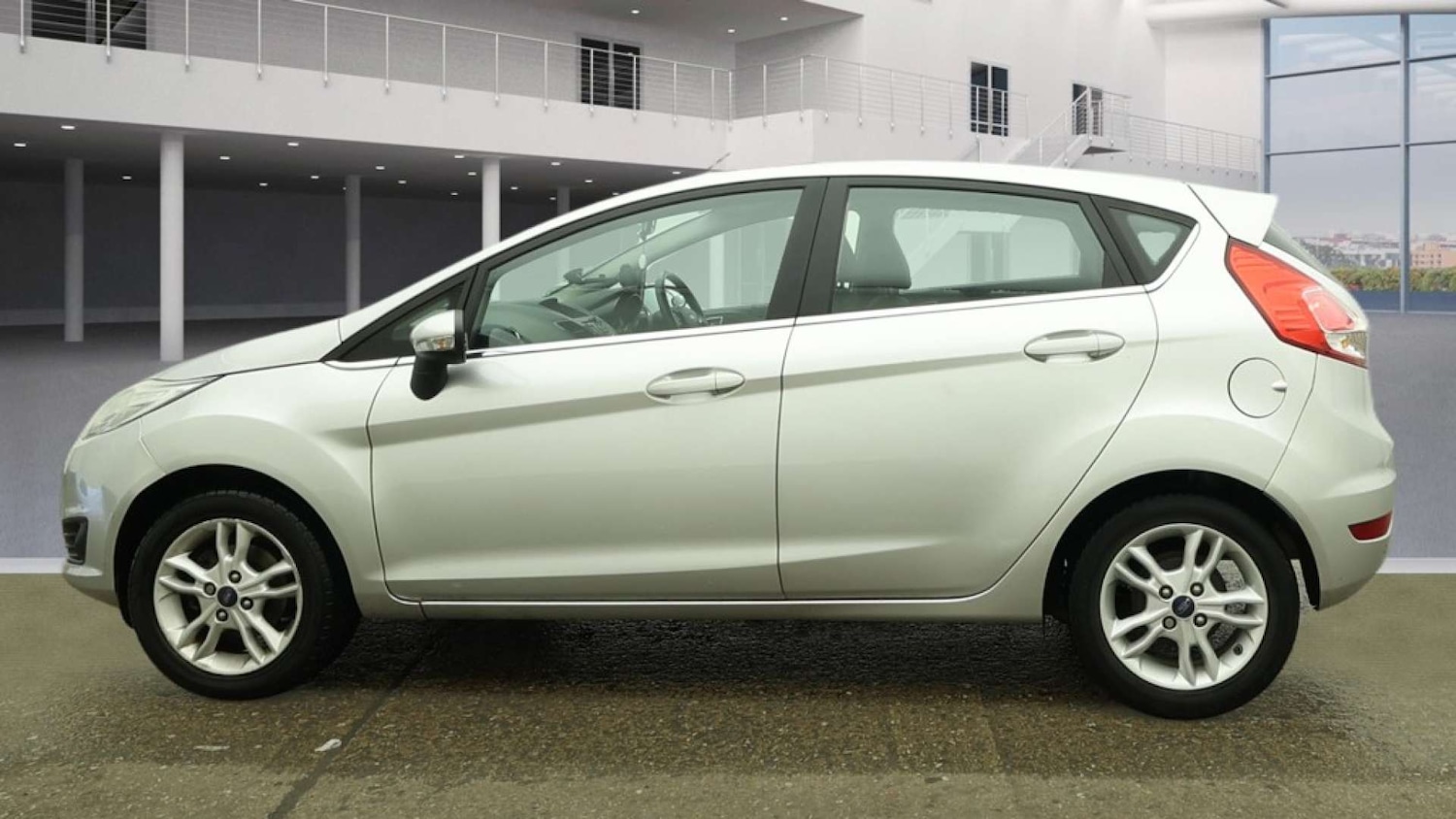 Used Ford Fiesta 2015 for sale - 77228439: Photo 6