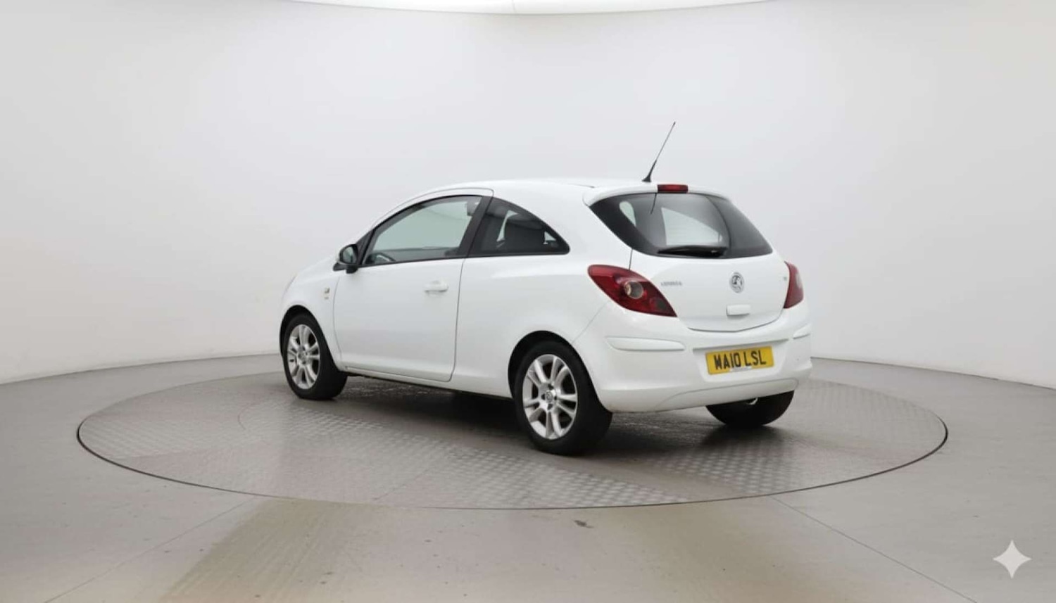 Used Vauxhall Corsa 2010 for sale - 76387472: Photo 4