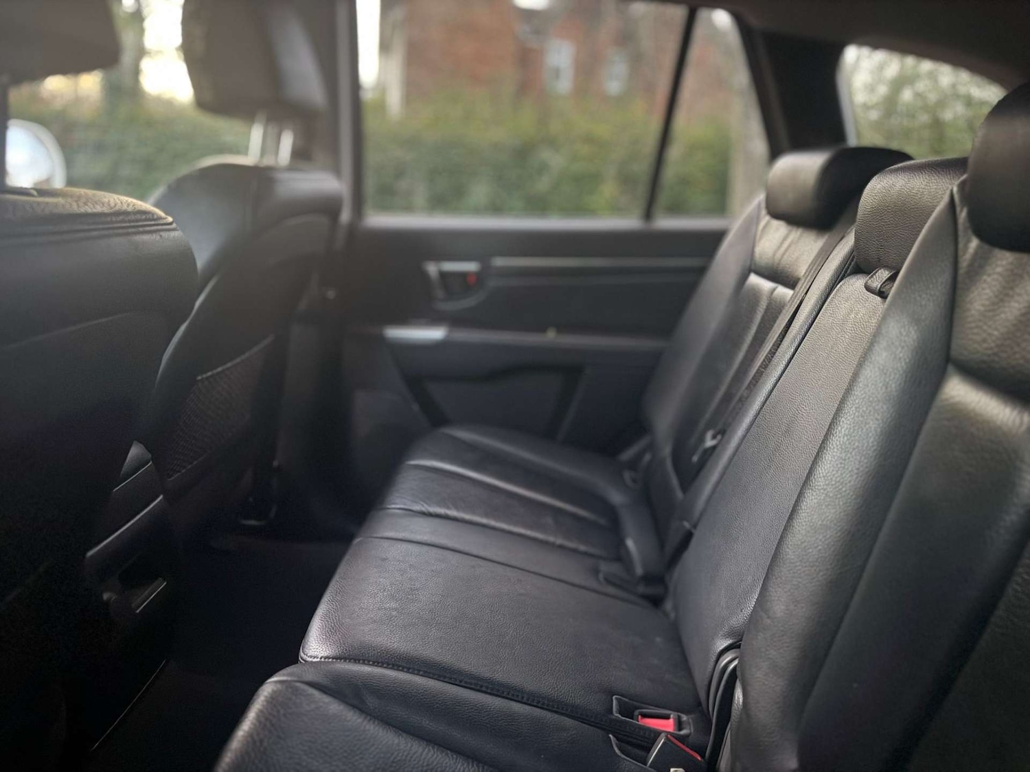 Used Hyundai Santa Fe 2011 for sale - 76544298: Photo 29