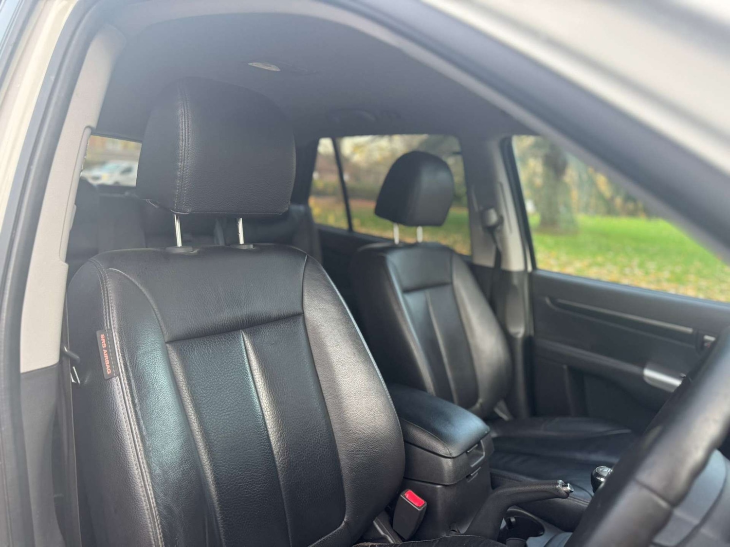 Used Hyundai Santa Fe 2011 for sale - 76544298: Photo 43