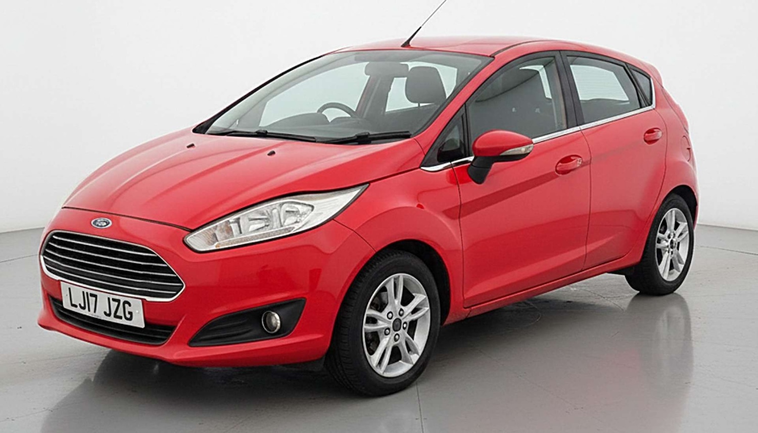 Used Ford Fiesta 2017 for sale - 77028311: Photo 3