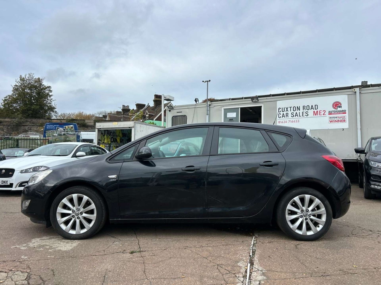 Used Vauxhall Astra 2012 for sale - 76465943: Photo 5