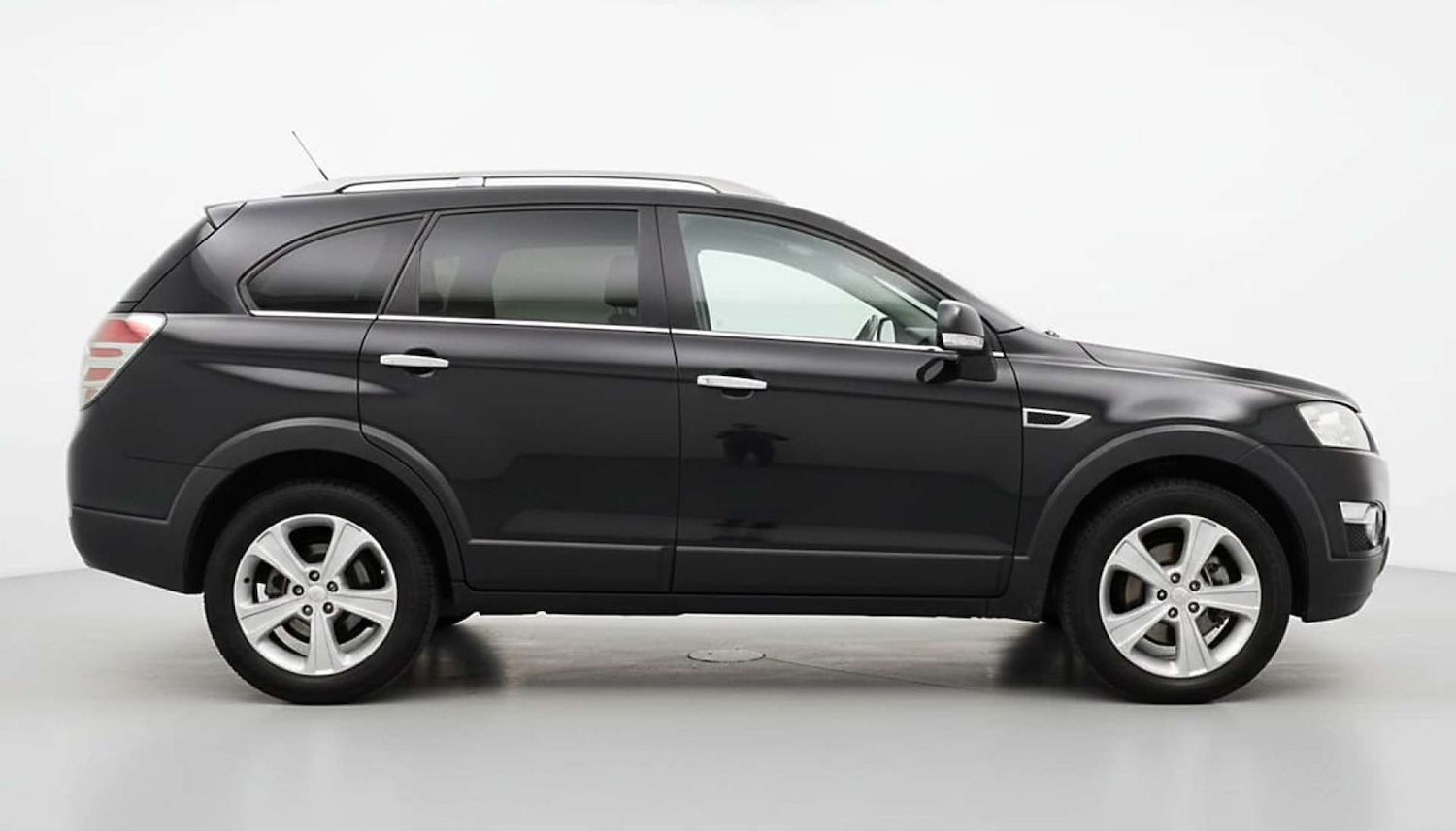 Used Chevrolet Captiva 2012 for sale - 76618183: Photo 5