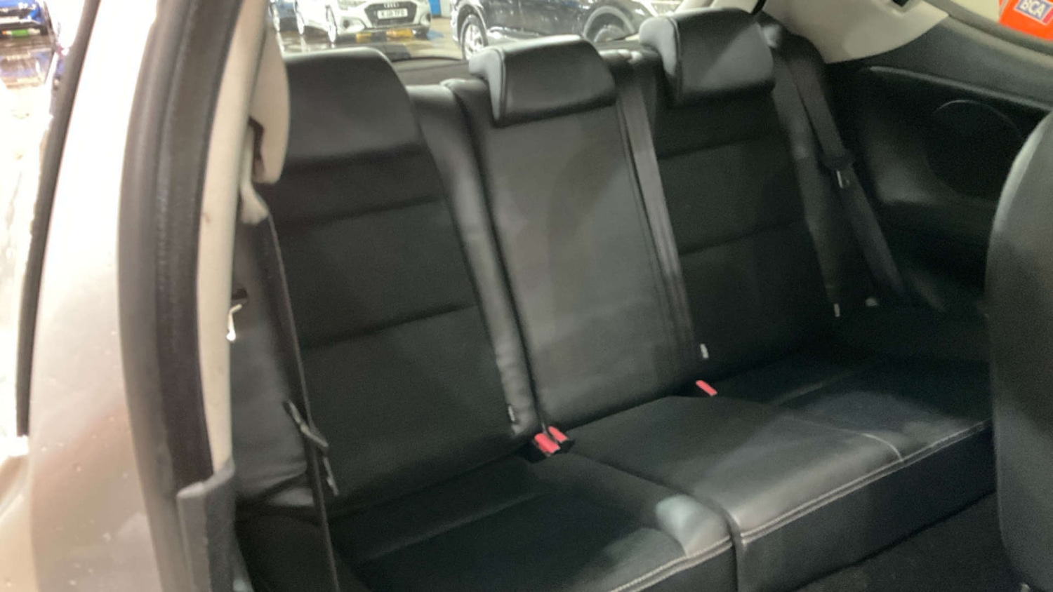 Used Peugeot 207 2011 for sale - 76973956: Photo 11