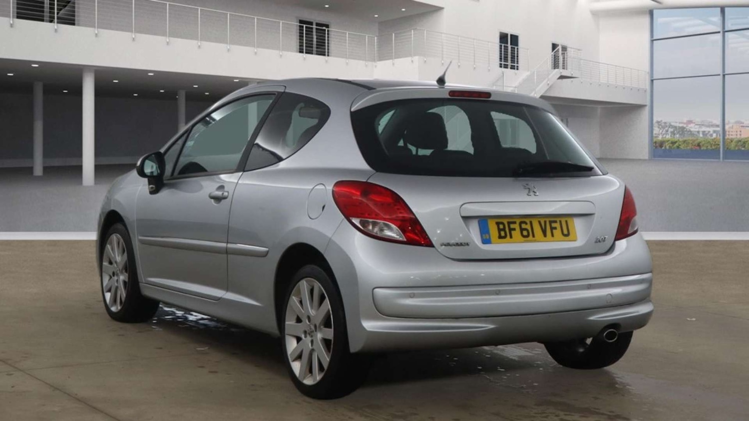 Used Peugeot 207 2011 for sale - 76973956: Photo 3