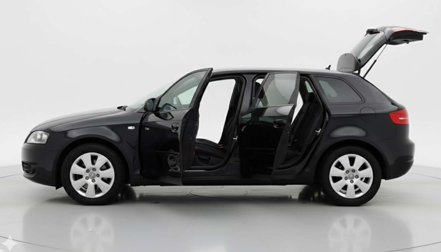 Used Audi A3 2009 for sale - 76611748: Photo 4