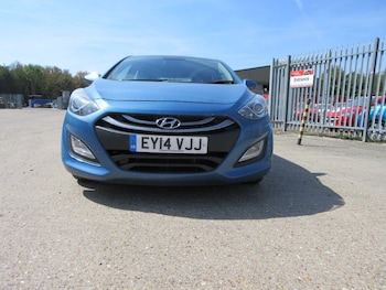 Used Hyundai i30 2014 for sale - 79544400: Photo