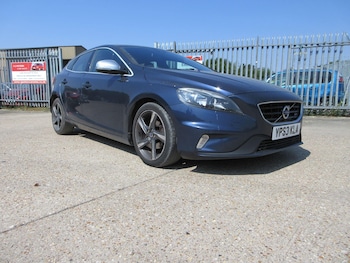 Used Volvo V40 2013 for sale - 79247731: Photo