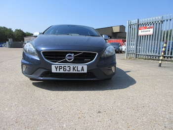 Used Volvo V40 2013 for sale - 79247731: Photo