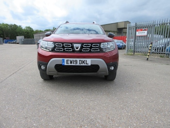 Used Dacia Duster 2019 for sale - 79140857: Photo