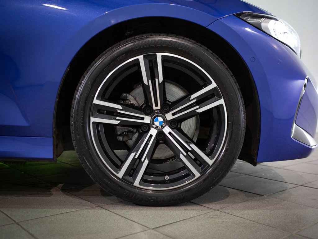 Used BMW 3 Series 2023 for sale - 76430369: Photo 12