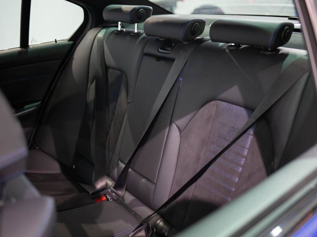 Used BMW 3 Series 2023 for sale - 76430369: Photo 40