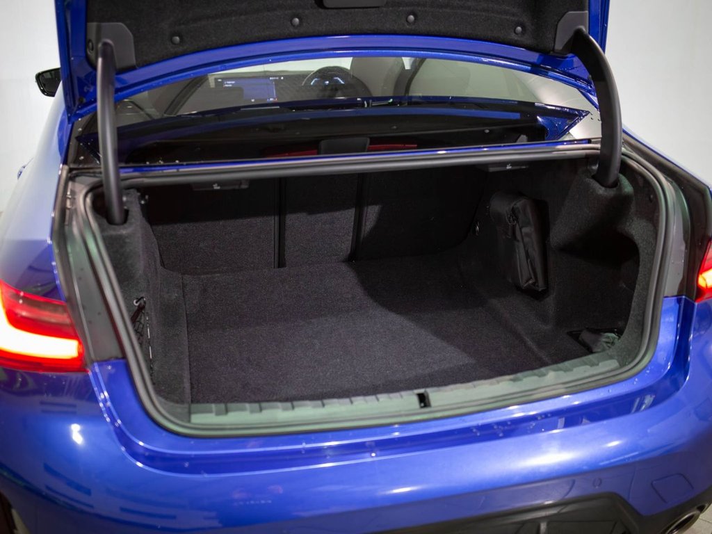 Used BMW 3 Series 2023 for sale - 76430369: Photo 41