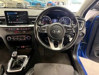 Used Kia Ceed 2018 for sale - 78544423: Photo