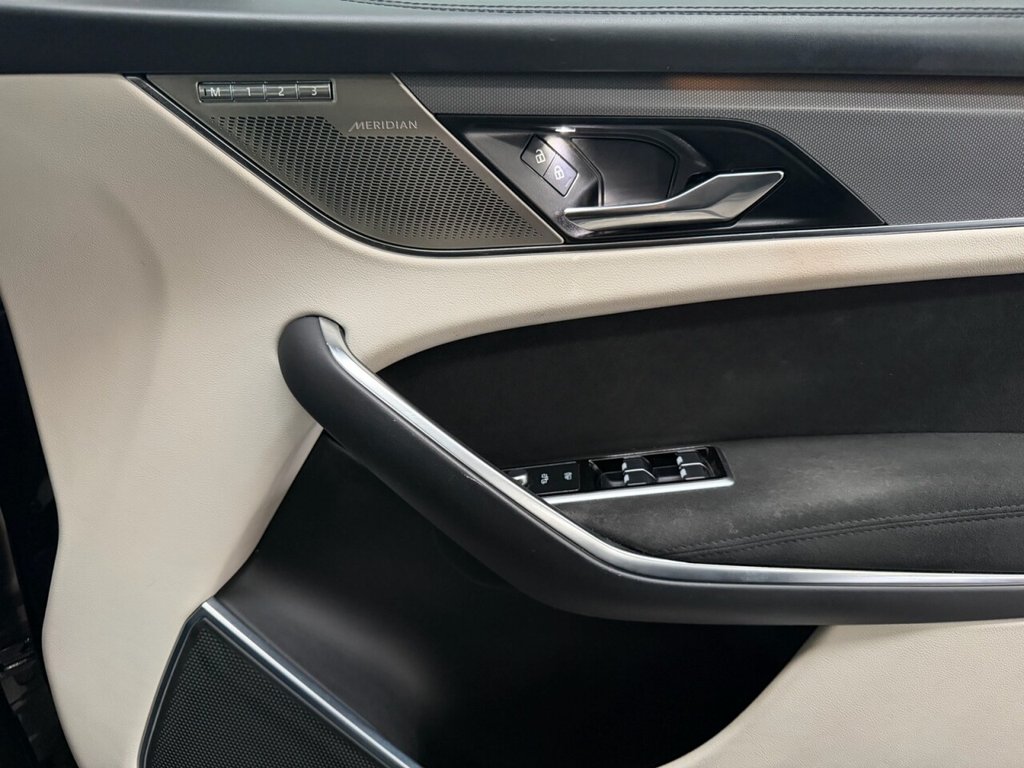 Used Jaguar F-Pace 2021 for sale - 77394263: Photo 29