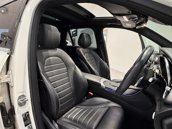 Used Mercedes-Benz GLC 2020 for sale - 78172395: Photo