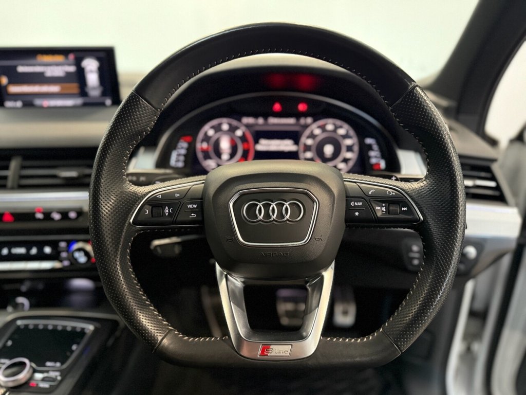 Used Audi Q7 2018 for sale - 77111199: Photo 2