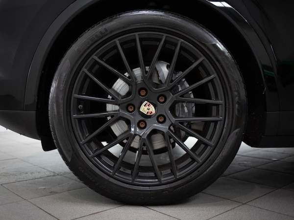 Used Porsche Cayenne 2019 for sale - 76203070: Photo 16