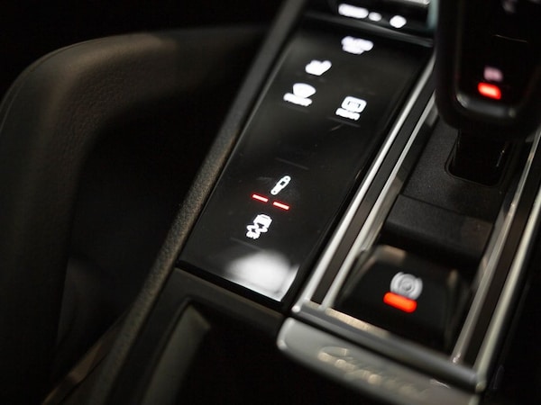 Used Porsche Cayenne 2019 for sale - 76203070: Photo 30