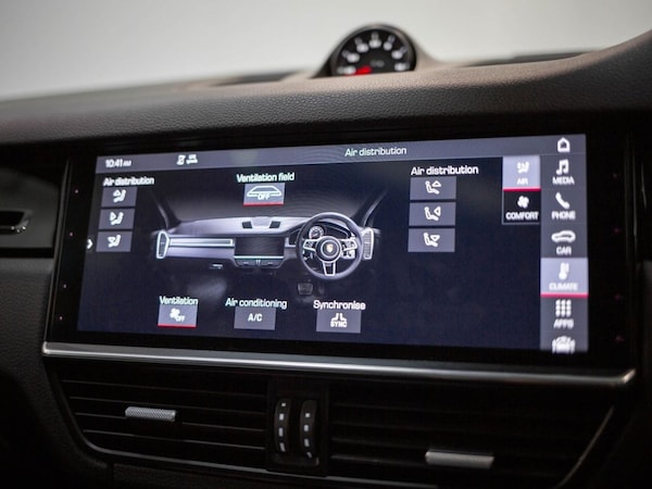 Used Porsche Cayenne 2019 for sale - 76203070: Photo 32