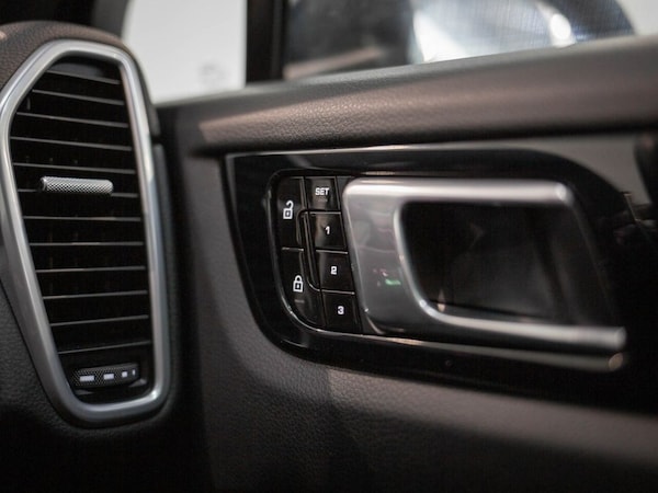 Used Porsche Cayenne 2019 for sale - 76203070: Photo 35