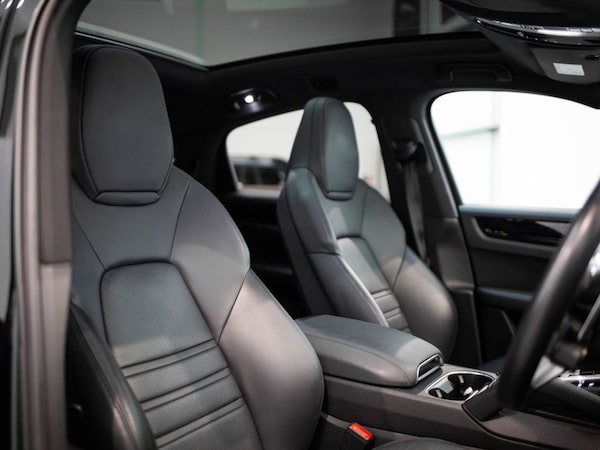 Used Porsche Cayenne 2019 for sale - 76203070: Photo 37