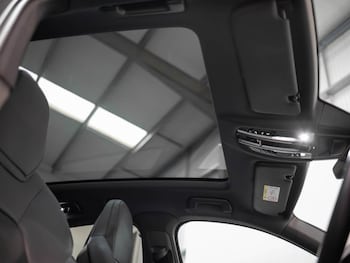 Used Porsche Cayenne 2019 for sale - 76203070: Photo